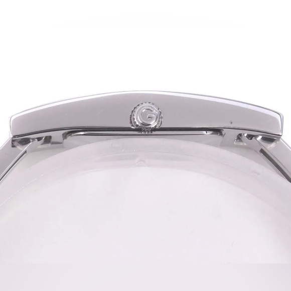 Gucci Watch 3900L Star burst EUC - Picture 9 of 11